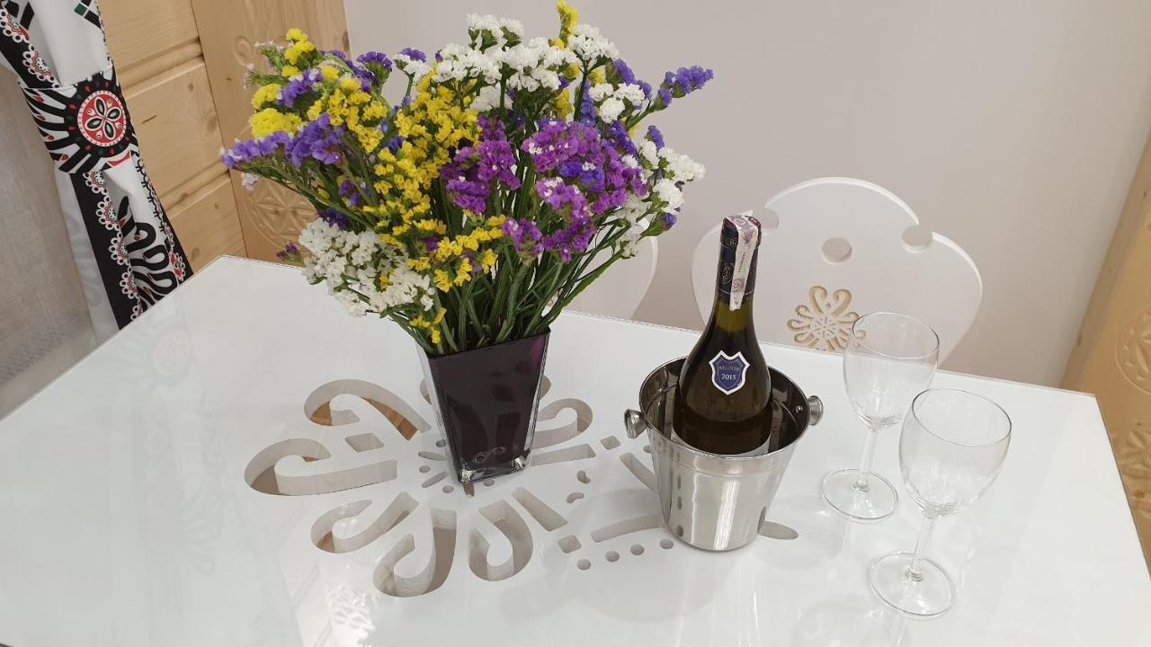 Villa Fortuna - Regionalne Apartamenty & Spa - Sauna, Grill, Jacuzzi Z Widokiem Na Tatry Zakopane Eksteriør billede