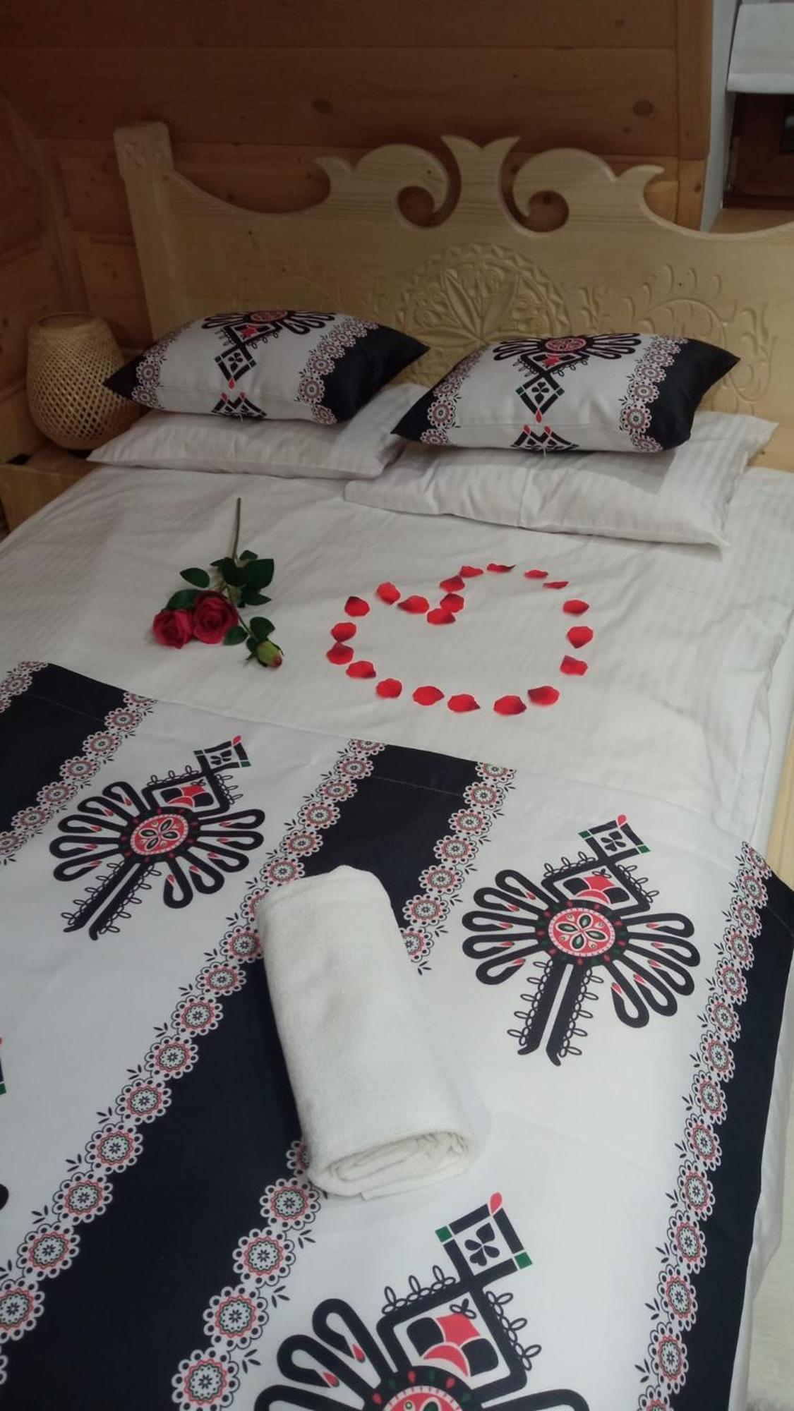 Villa Fortuna - Regionalne Apartamenty & Spa - Sauna, Grill, Jacuzzi Z Widokiem Na Tatry Zakopane Værelse billede